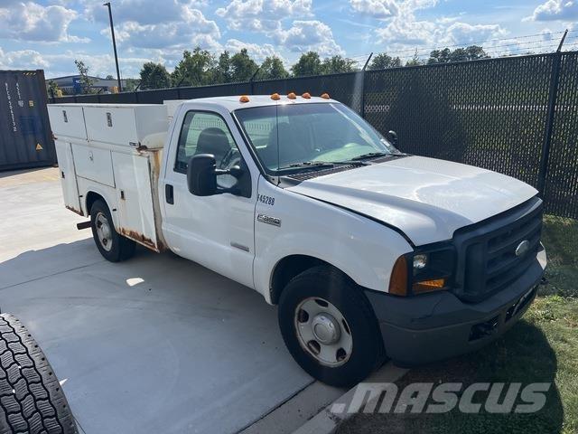 Ford F-350 Pick-upy / Pojazdy z otwieranymi burtami