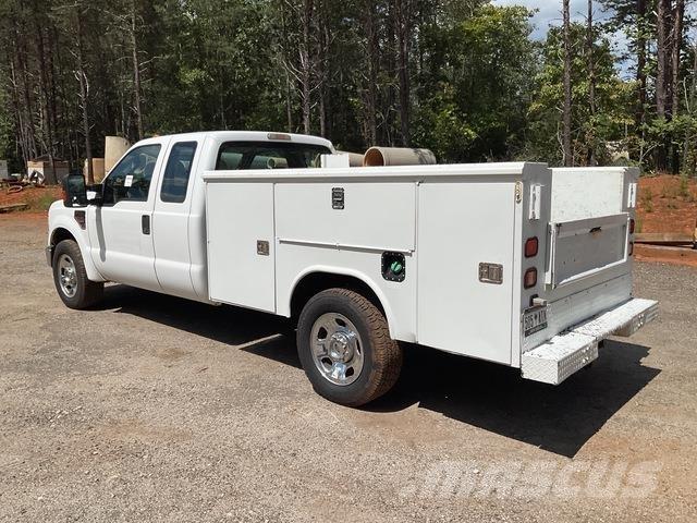 Ford F-350 Pick-upy / Pojazdy z otwieranymi burtami