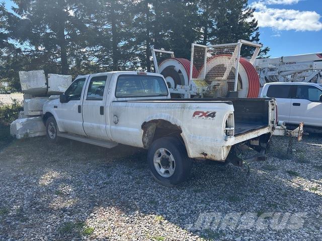 Ford F-350 Pick-upy / Pojazdy z otwieranymi burtami