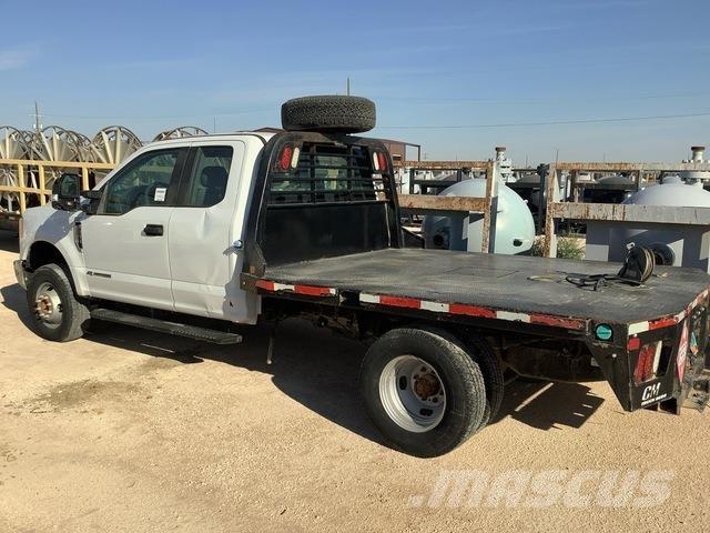 Ford F-350 Ciężarówki typu Platforma / Skrzynia