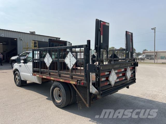 Ford F-350 Ciężarówki typu Platforma / Skrzynia