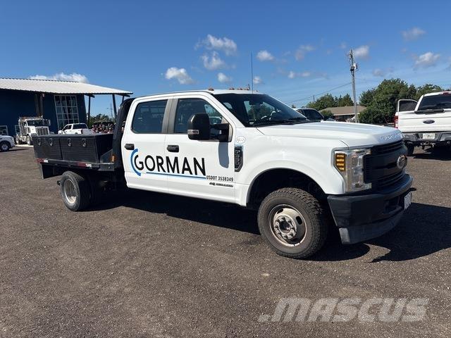 Ford F-350 Ciężarówki typu Platforma / Skrzynia