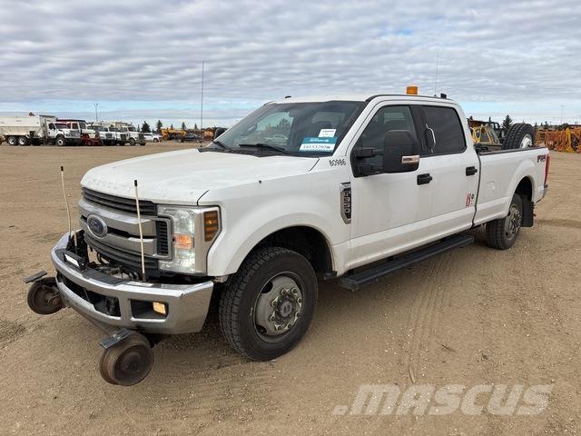 Ford F-350 Pick-upy / Pojazdy z otwieranymi burtami