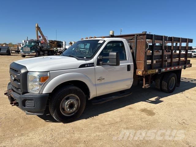 Ford F-350 Ciężarówki typu Platforma / Skrzynia