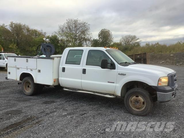 Ford F-350 Pick-upy / Pojazdy z otwieranymi burtami