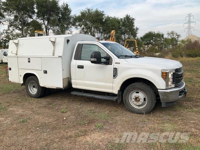 Ford F-350 Pick-upy / Pojazdy z otwieranymi burtami