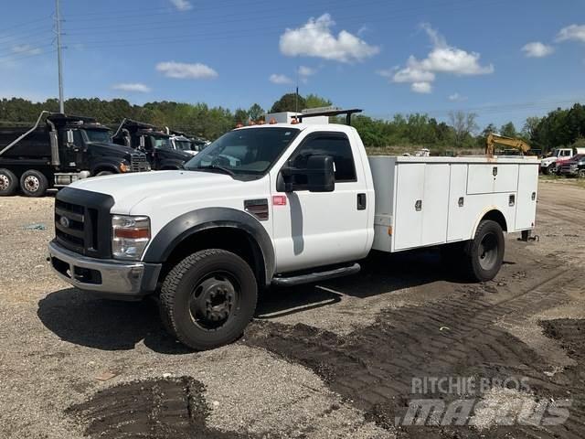 Ford F-450 Pojazdy komunalne