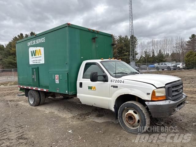 Ford F-450 Pick-upy / Pojazdy z otwieranymi burtami
