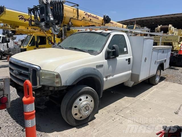 Ford F-450 Pick-upy / Pojazdy z otwieranymi burtami
