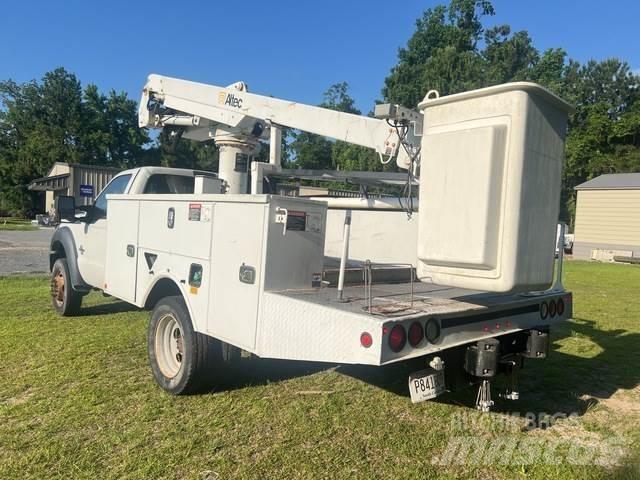 Ford F-450 Podnośniki koszowe