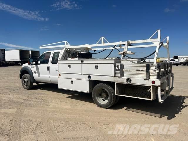 Ford F-450 Ciężarówki typu Platforma / Skrzynia