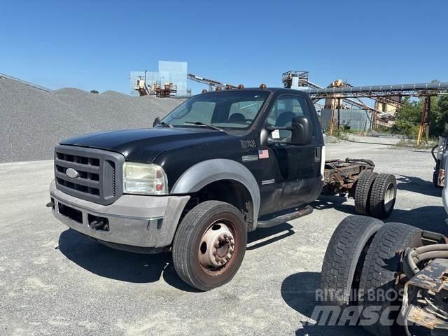 Ford F-450 Kabiny i wnętrze