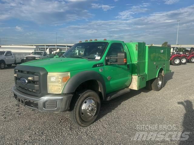Ford F-450 Pojazdy komunalne
