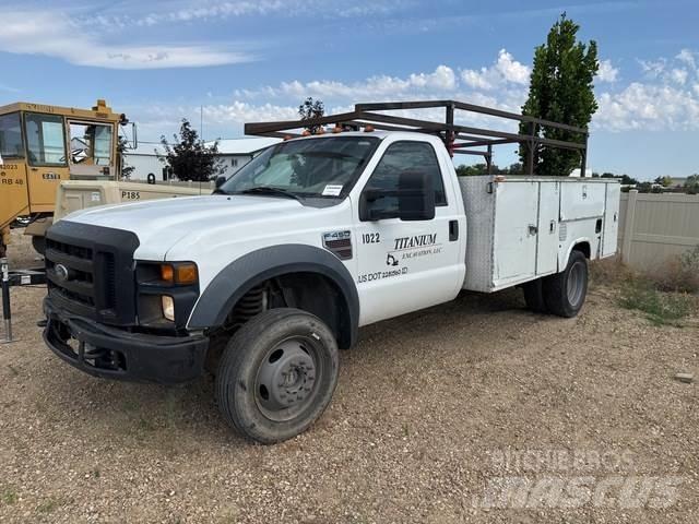 Ford F-450 Pick-upy / Pojazdy z otwieranymi burtami
