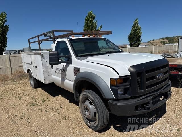 Ford F-450 Pick-upy / Pojazdy z otwieranymi burtami