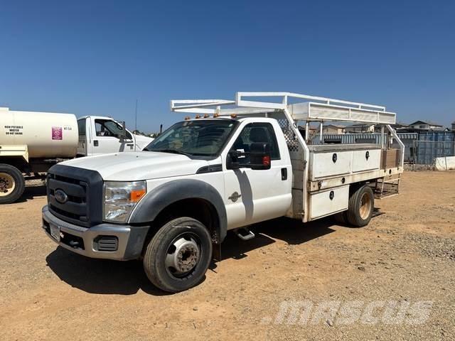 Ford F-450 Pick-upy / Pojazdy z otwieranymi burtami