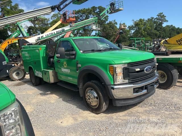 Ford F-450 Pojazdy komunalne