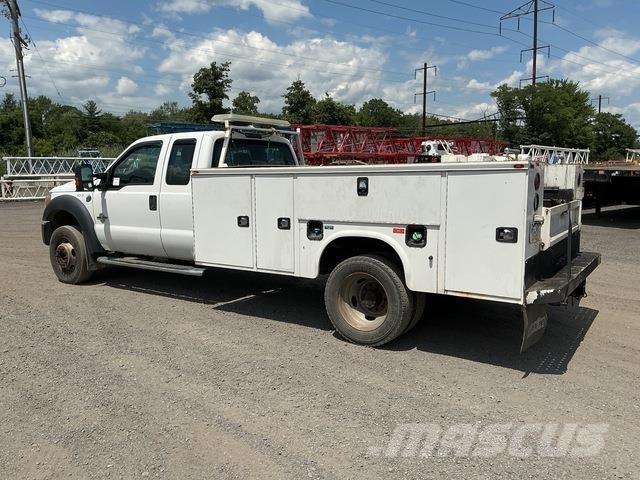 Ford F-450 Pick-upy / Pojazdy z otwieranymi burtami
