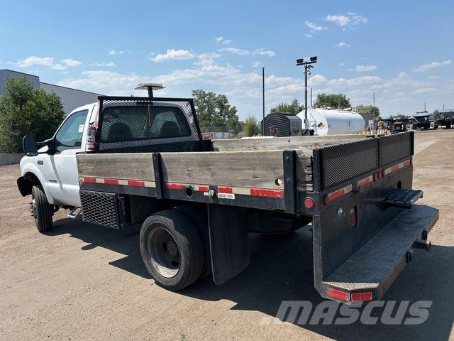 Ford F-450 Ciężarówki typu Platforma / Skrzynia