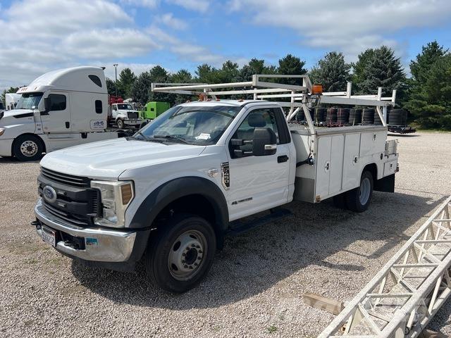 Ford F-450 Pick-upy / Pojazdy z otwieranymi burtami