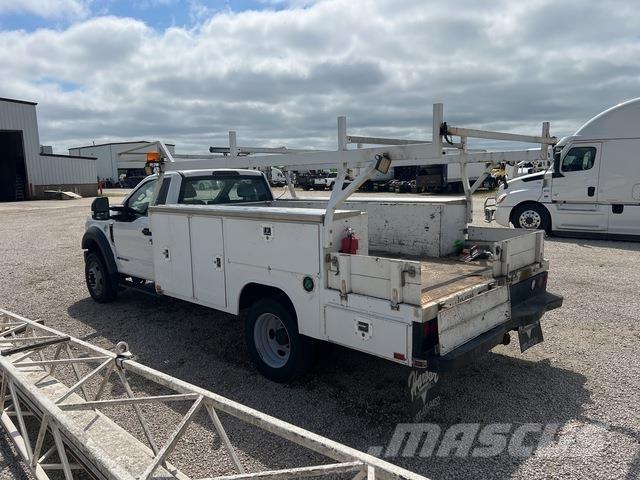Ford F-450 Pick-upy / Pojazdy z otwieranymi burtami