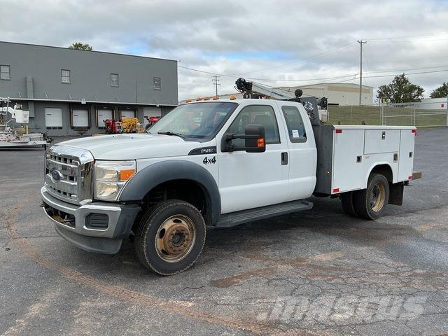 Ford F-450 Pojazdy komunalne