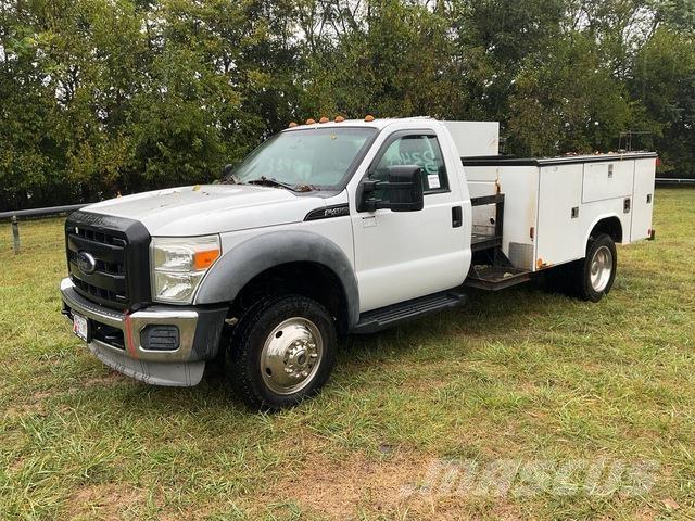 Ford F-450 Pick-upy / Pojazdy z otwieranymi burtami