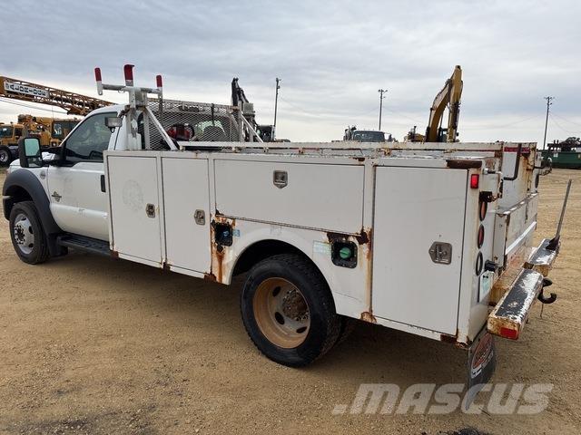 Ford F-450 Pick-upy / Pojazdy z otwieranymi burtami