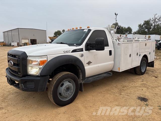 Ford F-450 Pick-upy / Pojazdy z otwieranymi burtami