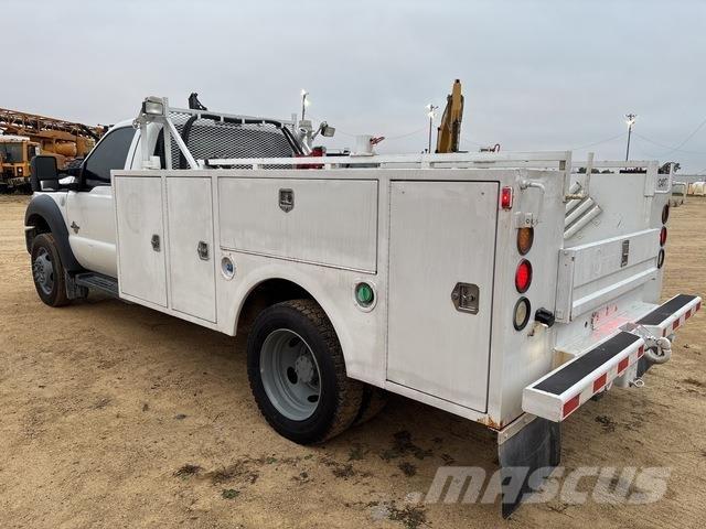 Ford F-450 Pick-upy / Pojazdy z otwieranymi burtami