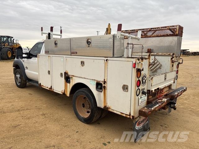 Ford F-450 Pick-upy / Pojazdy z otwieranymi burtami