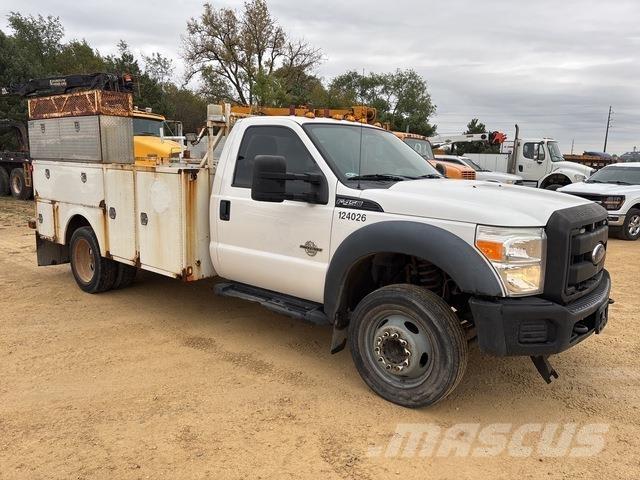 Ford F-450 Pick-upy / Pojazdy z otwieranymi burtami