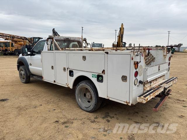 Ford F-450 Pick-upy / Pojazdy z otwieranymi burtami