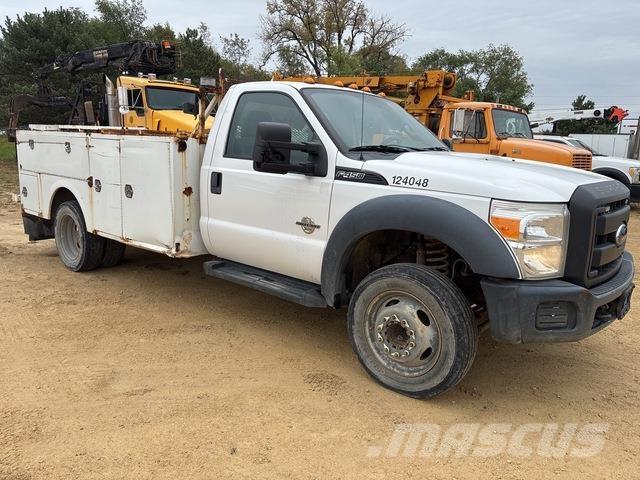 Ford F-450 Pick-upy / Pojazdy z otwieranymi burtami