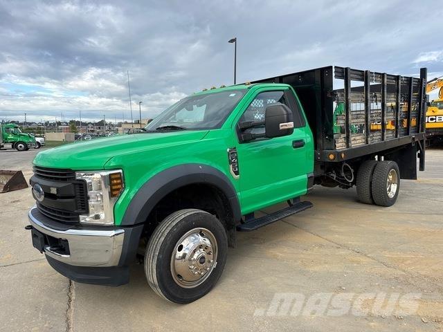 Ford F-450 Ciężarówki typu Platforma / Skrzynia