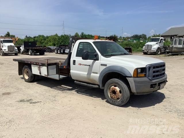 Ford F-550 Ciężarówki typu Platforma / Skrzynia