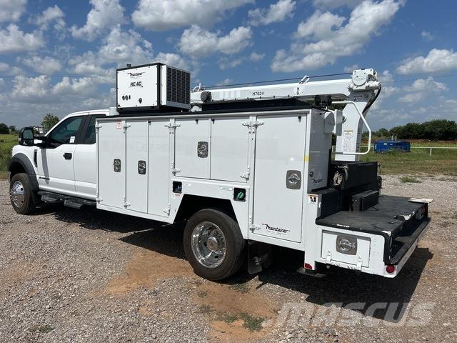 Ford F-550 Pojazdy komunalne