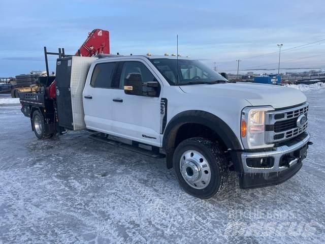 Ford F-550 Inne