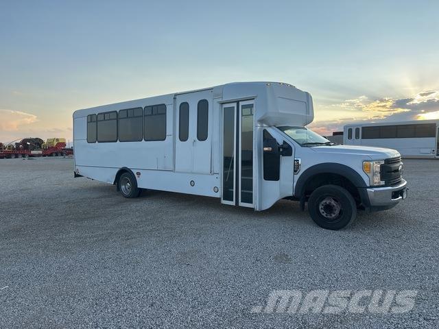 Ford F-550 Samochody osobowe