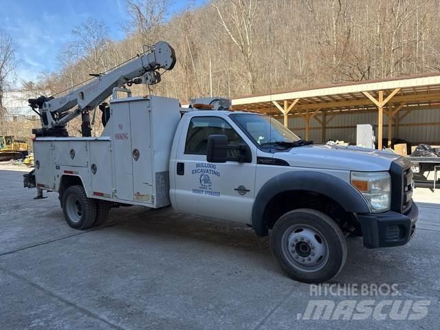 Ford F-550 Pojazdy komunalne