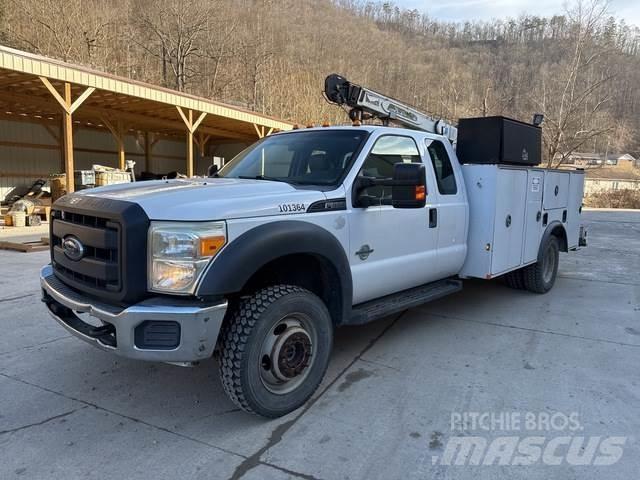Ford F-550 Pojazdy komunalne