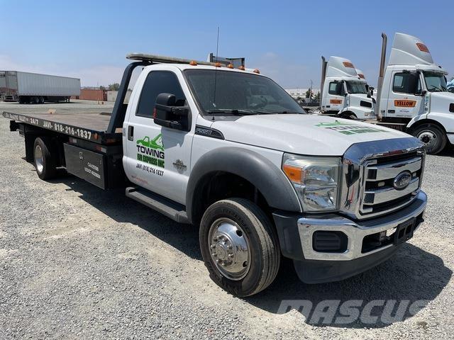 Ford F-550 Samochody ratownicze pomocy drogowej