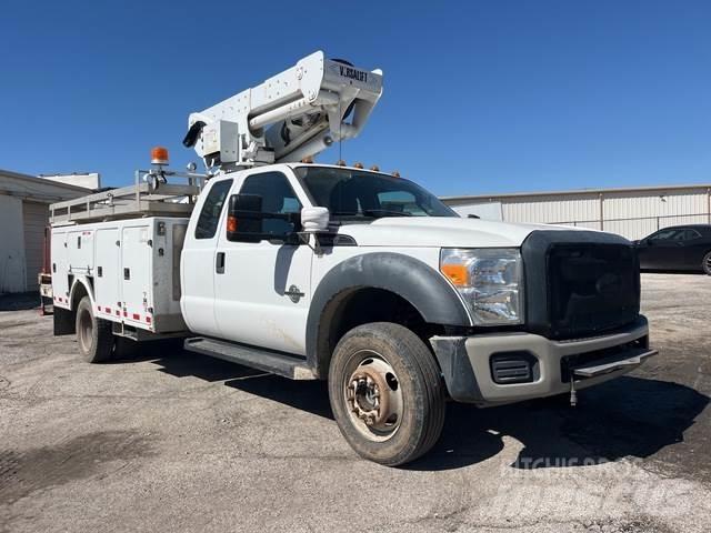 Ford F-550 Podnośniki koszowe