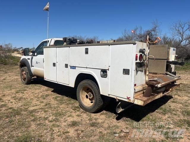 Ford F-550 Pojazdy komunalne