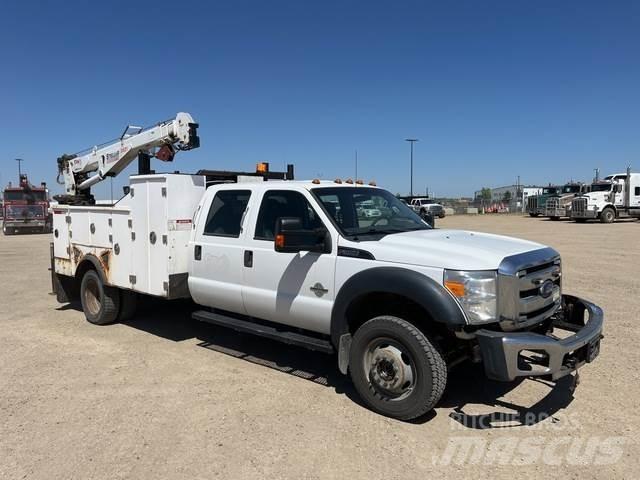 Ford F-550 Pojazdy komunalne