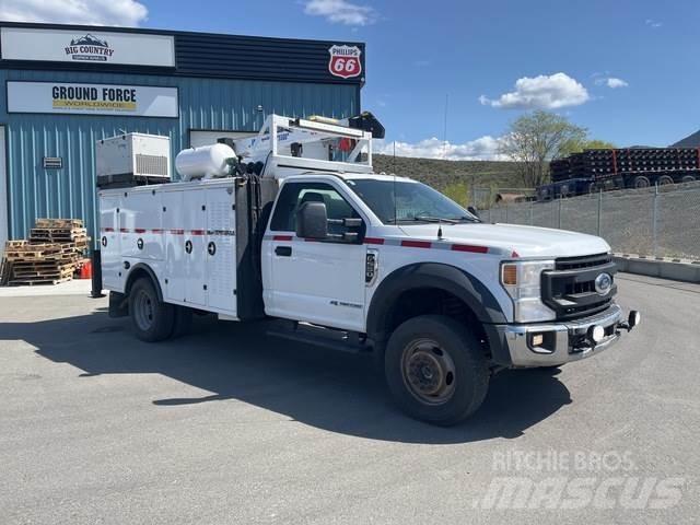 Ford F-550 Pojazdy komunalne