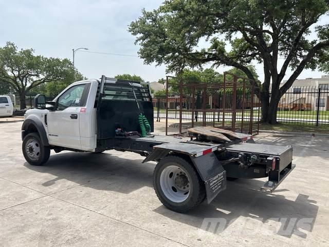 Ford F-550 Wozidła przegubowe