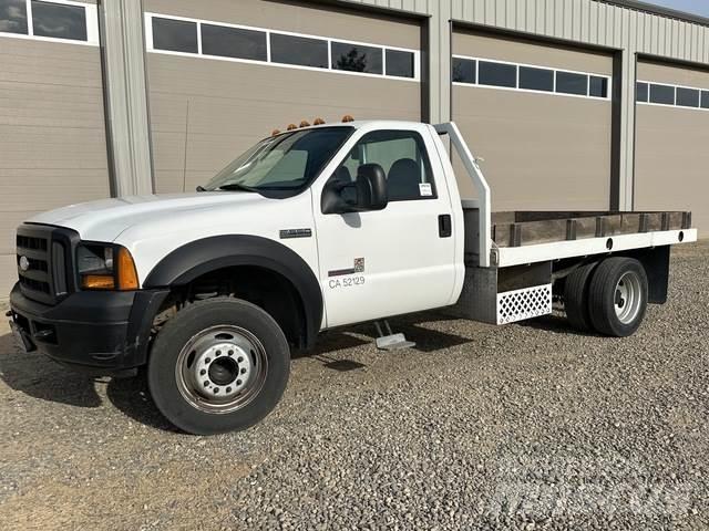 Ford F-550 Ciężarówki typu Platforma / Skrzynia