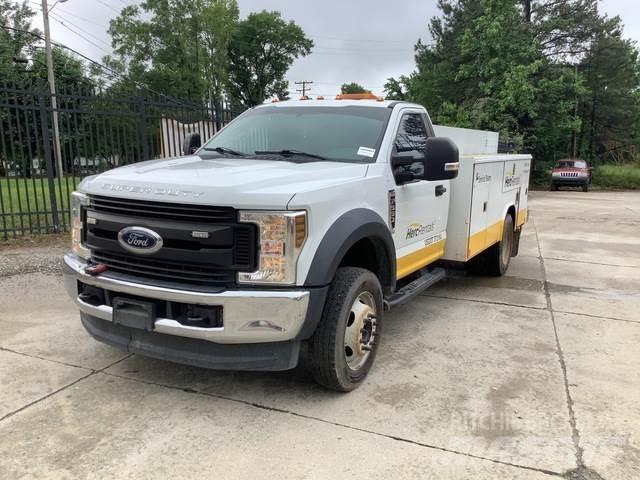 Ford F-550 Pojazdy komunalne
