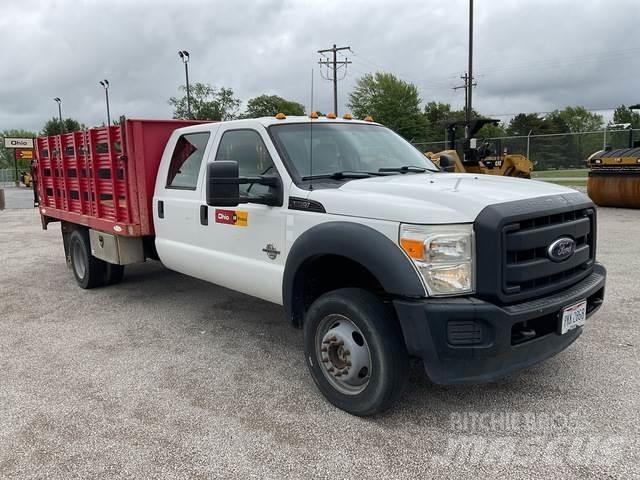 Ford F-550 Ciężarówki typu Platforma / Skrzynia